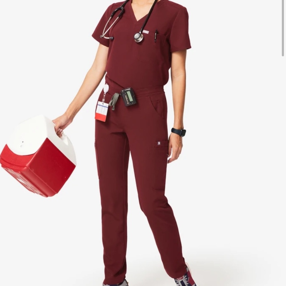 Figs Scrub Set in Burgandy